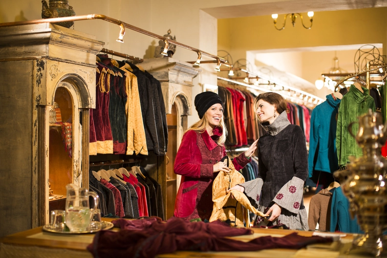 couple activity for valentine's day: vintage shopping